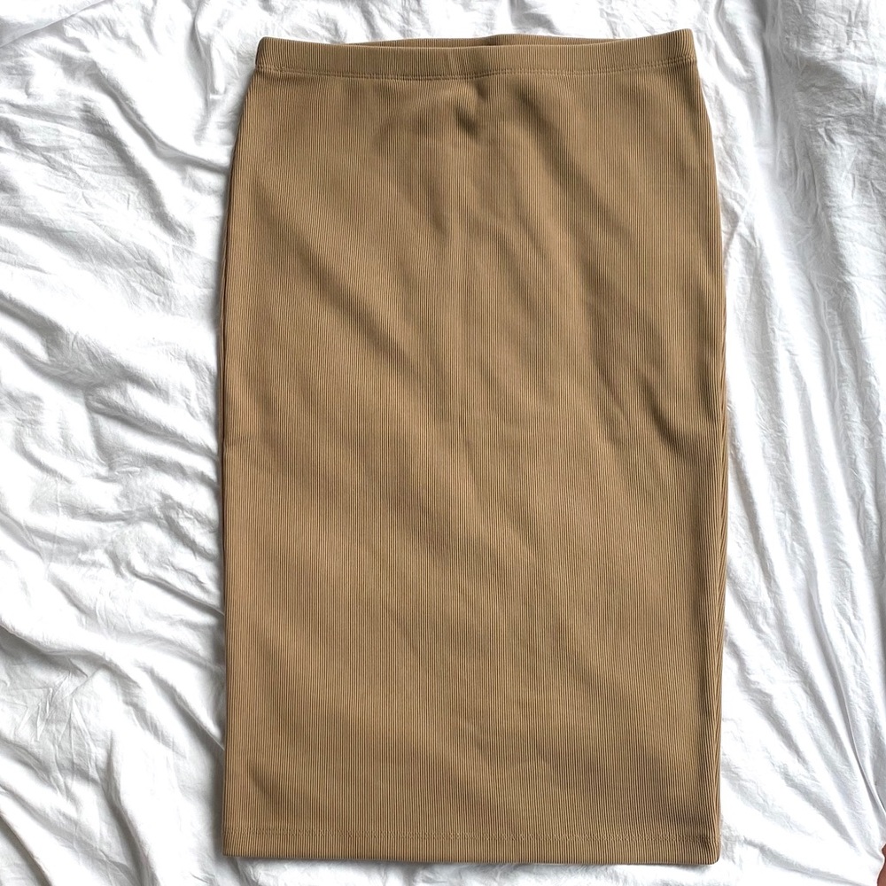 Beige / nude / tan skirt size m / medium
